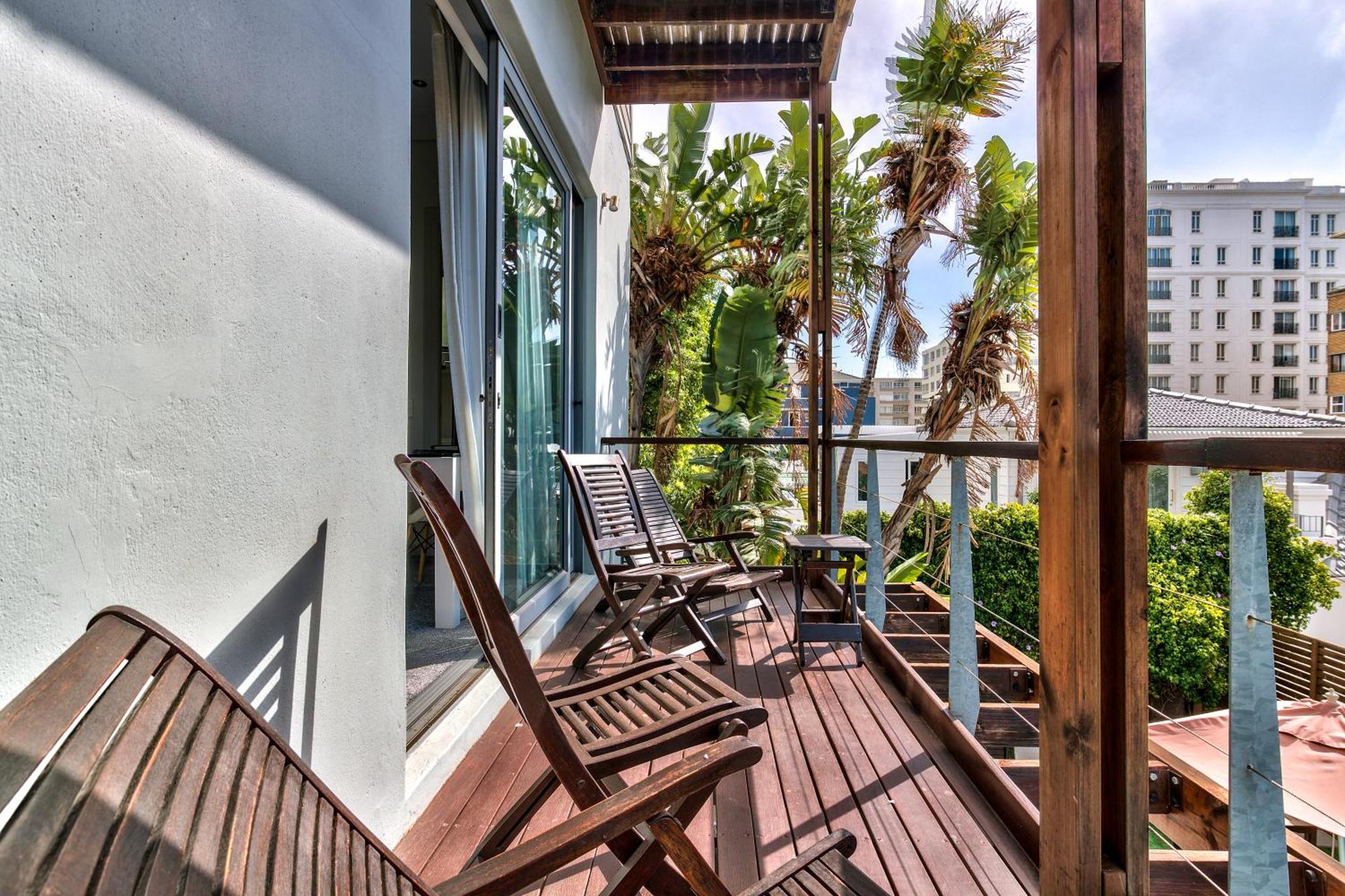 The One 8 Hotel In Green Point - Solar Power Cape Town Bagian luar foto